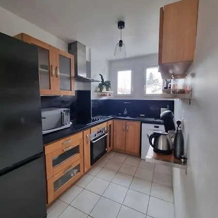 Cosy Proche Du Tram Apartamento